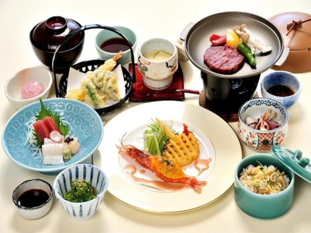 Hokkaido Futomi Meisen Manyo No Yu Ishikari Екстер'єр фото