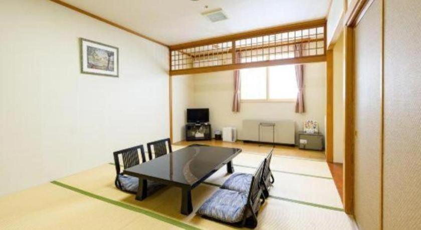 Hokkaido Futomi Meisen Manyo No Yu Ishikari Екстер'єр фото